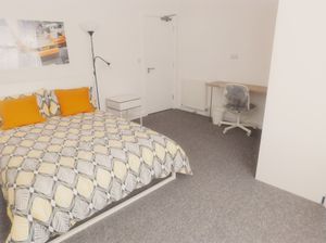 Photo 13- click for photo gallery